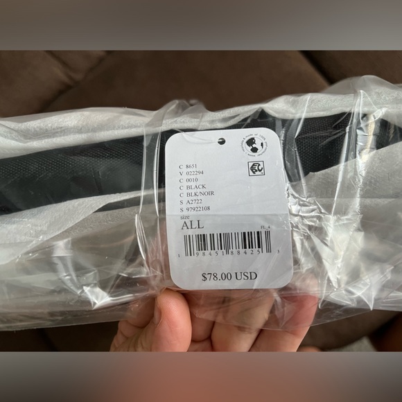 NWT FREE PEOPLE MOVEMENT Good Sport Duffle Bag | Black MSRP $78 - Picture 10 of 12